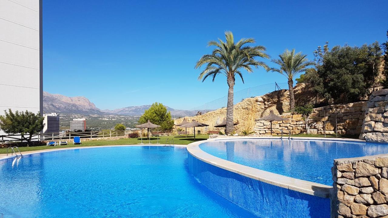 Skyline 9 Apartamento De 2 Dormitorios Soleado Con Terraza Privada بينايدورم المظهر الخارجي الصورة